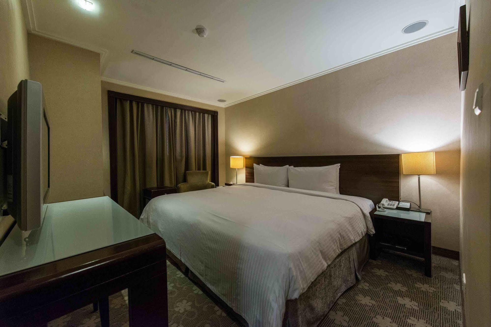 טאיפיי Wish Hotel מראה חיצוני תמונה